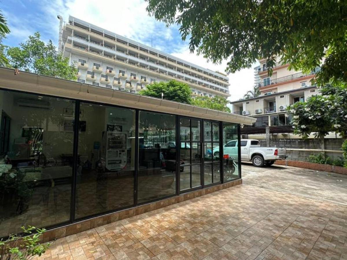 Hotel The One Sabai Living Pattaya Zewnętrze zdjęcie